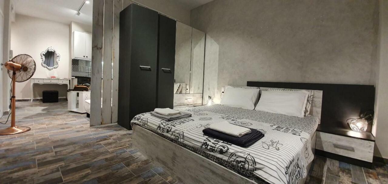 Vivian House Apartment เทสซาโลนิกิ ภายนอก รูปภาพ